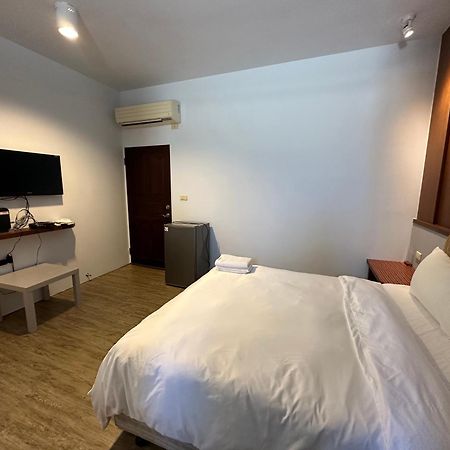 Snore Inn Старе місто Хенчун Екстер'єр фото