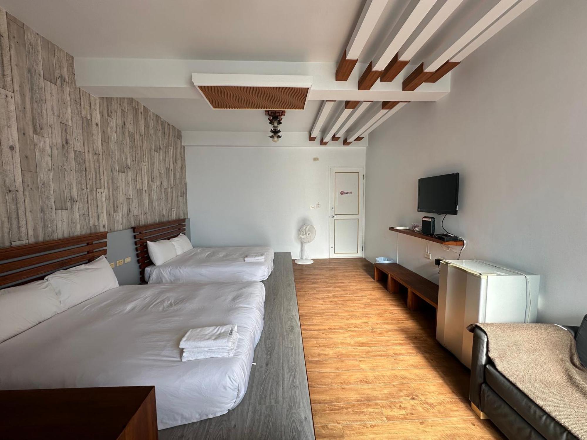 Snore Inn Старе місто Хенчун Екстер'єр фото